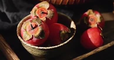 秋冬美食水果柿子高清中式摄影视频的预览图